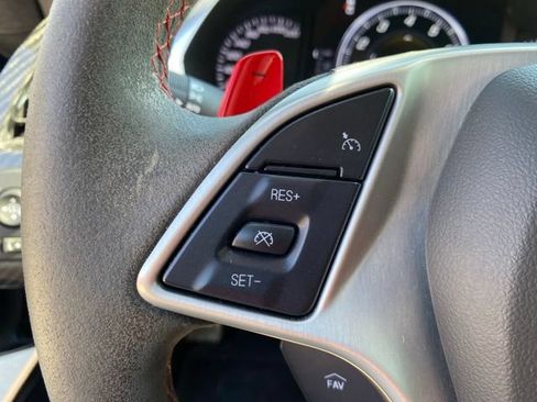 Used 2018 Chevrolet Corvette Z06 RWD image 18