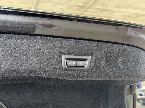 Certified 2025 BMW 530i image 14