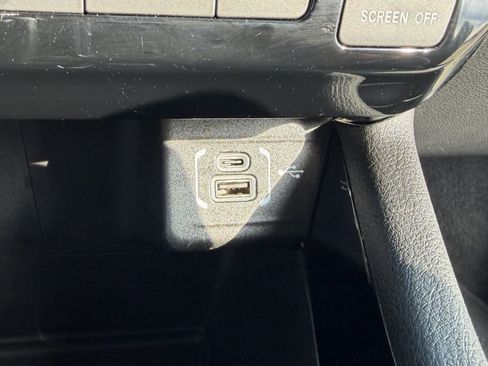 Used 2025 Jeep Compass Limited AWD/4WD image 21