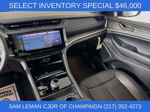 New 2026 Jeep Grand Cherokee L Limited w/ Limited Altitude Package AWD/4WD image 23