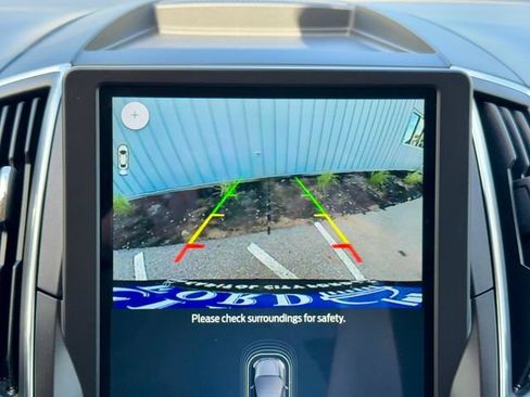Used 2021 Ford Edge Titanium w/ Equipment Group 301A AWD/4WD image 21