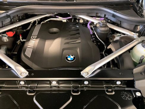 New 2026 BMW X7 xDrive40i image 17