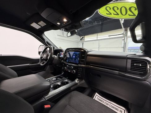 Used 2022 Ford F150 XLT w/ XTR Package image 24