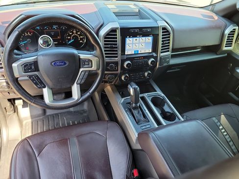 Used 2016 Ford F150 Platinum w/ Equipment Group 701A Luxury AWD/4WD image 13