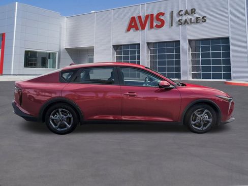 Used 2025 Kia K4 LXS image 5