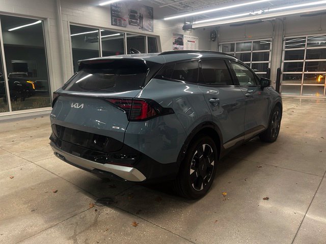 Certified 2026 Kia Sportage SX Prestige AWD/4WD image 4