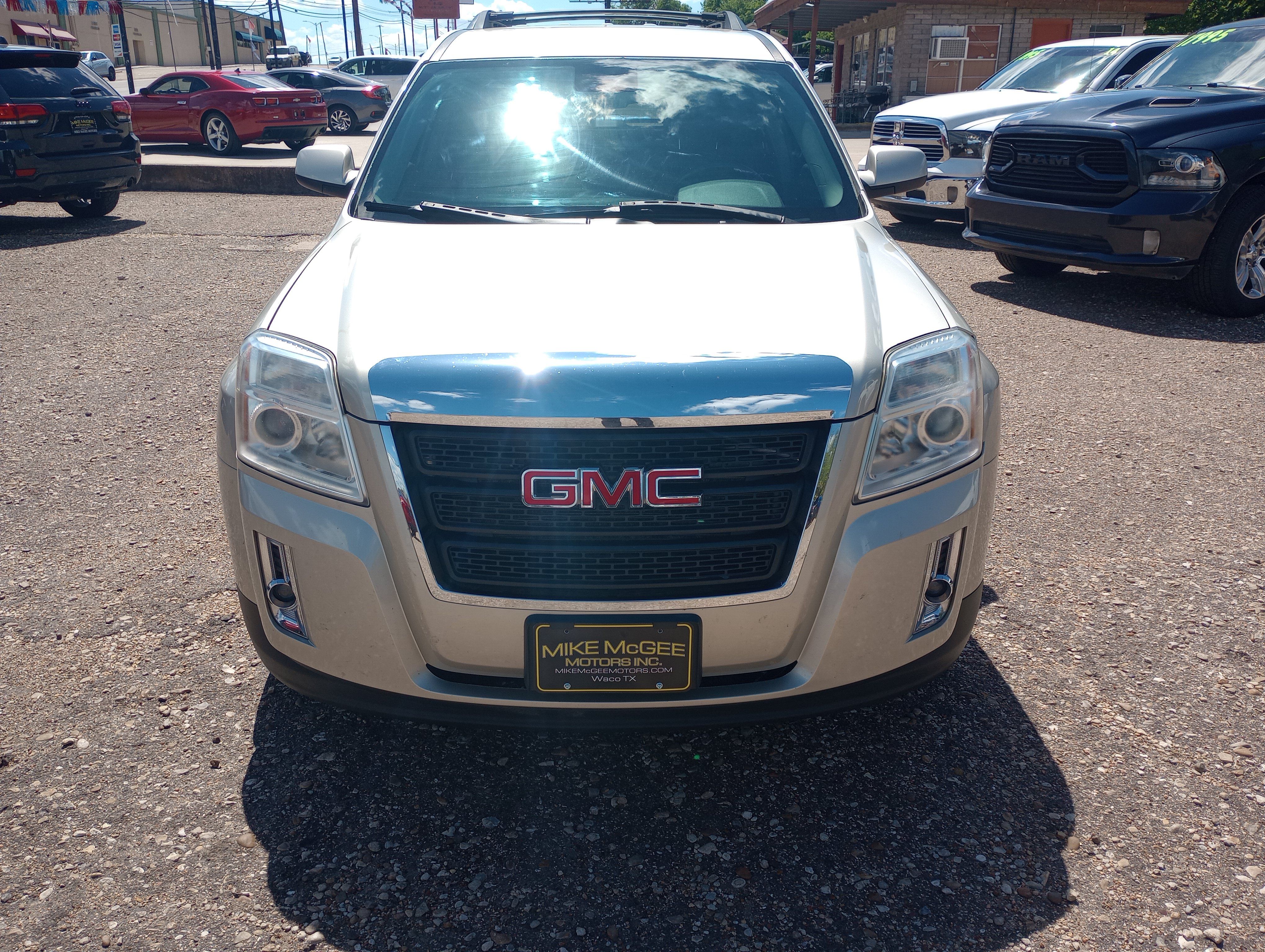 Used 2013 GMC Terrain SLT w/ Cargo Package FWD image 2