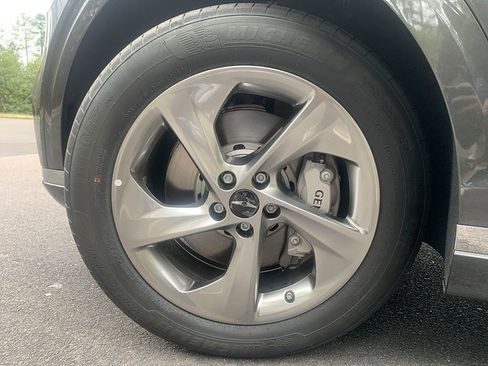 Used 2026 Genesis GV70 2.5T Select image 22