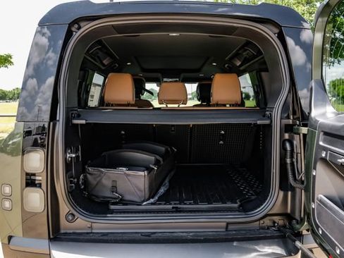 New 2026 Land Rover Defender 110 X-Dynamic SE AWD/4WD image 66
