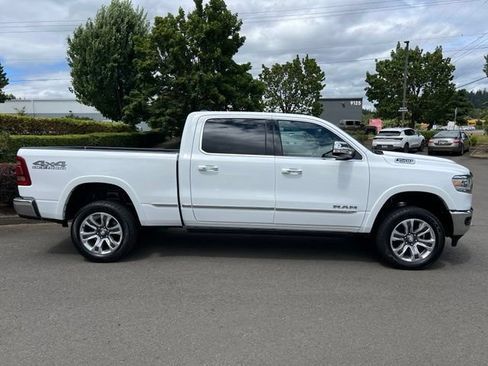 Used 2022 RAM 1500 Limited w/ Off-Road Group AWD/4WD image 8