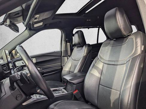 Used 2020 Ford Explorer ST w/ ST Street Pack image 20