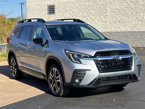 New 2025 Subaru Ascent Limited image 48