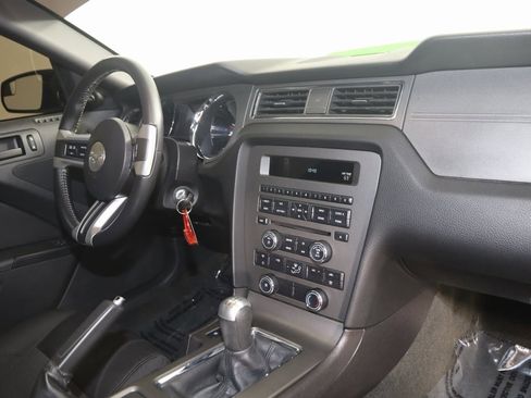 Used 2013 Ford Mustang GT w/ Security Pkg image 36
