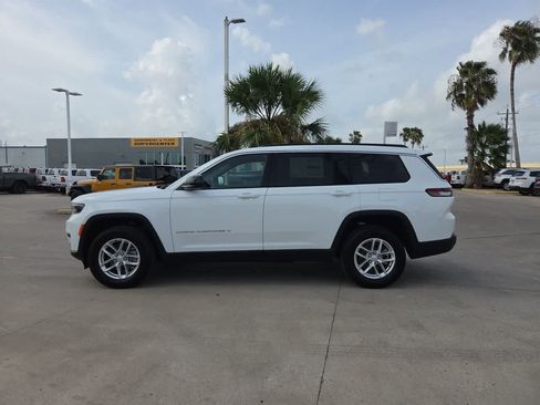New 2026 Jeep Grand Cherokee L 2WD image 11