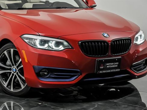 Used 2021 BMW 230i xDrive Convertible w/ Premium Package AWD/4WD image 2