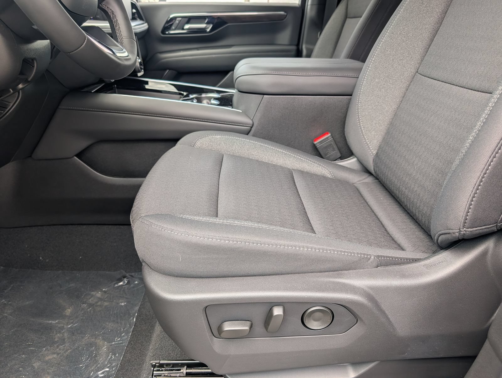 New 2026 Chevrolet Tahoe LS w/ LS Custom Edition AWD/4WD image 6