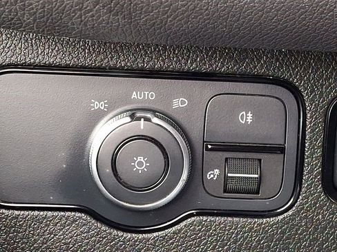Used 2022 Mercedes-Benz Sprinter 2500 image 26