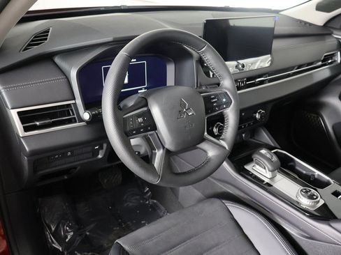 New 2026 Mitsubishi Outlander SE AWD/4WD image 32