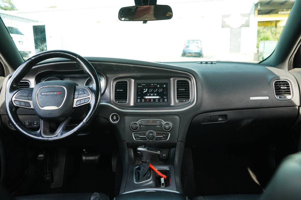 Used 2021 Dodge Charger SXT w/ Leather Interior Group RWD image 10