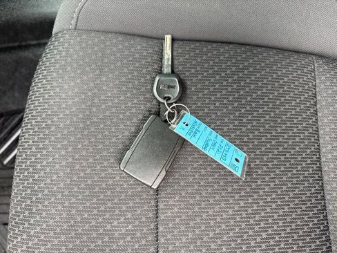 Used 2021 Chevrolet Silverado 1500 Custom Trail Boss w/ Midnight Edition image 34