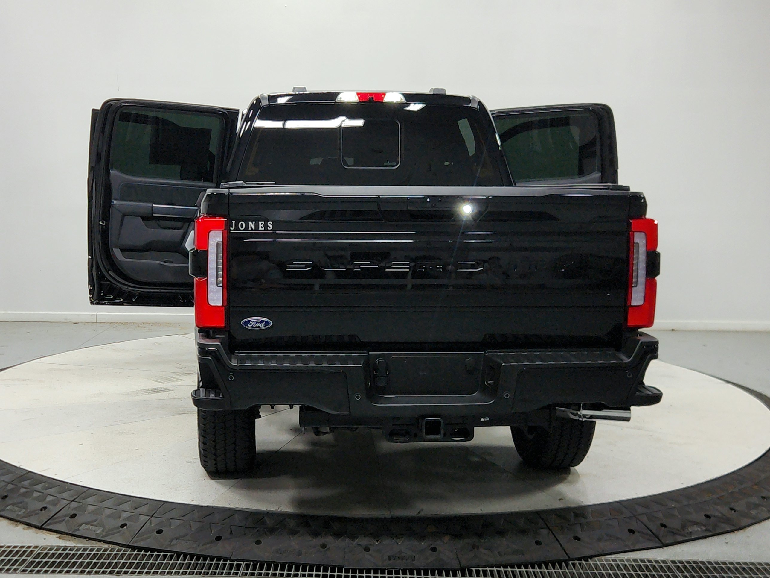 Used 2026 Ford F250 Platinum AWD/4WD image 15