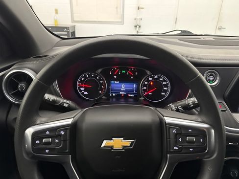 Used 2022 Chevrolet Blazer LT FWD image 12