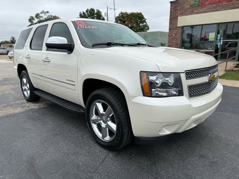 Used 2013 Chevrolet Tahoe LTZ image 2