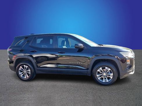 Used 2025 Chevrolet Equinox LT FWD image 4