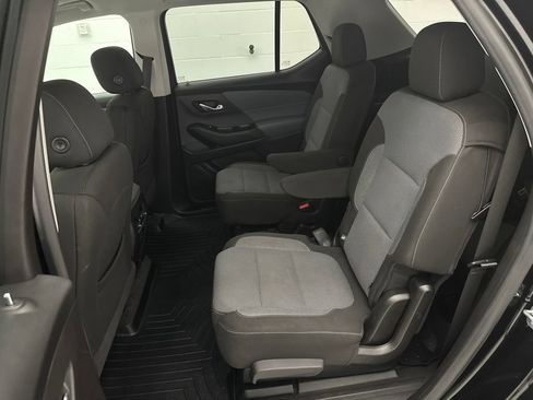 Used 2019 Chevrolet Traverse LT w/ LPO, Cargo Package AWD/4WD image 42