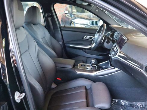 Used 2021 BMW 330i xDrive Sedan w/ Convenience Package AWD/4WD image 21