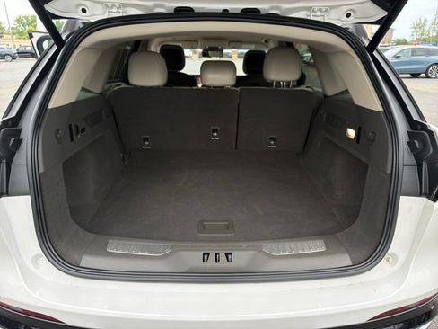 Certified 2024 Lincoln Nautilus Premier AWD/4WD image 27