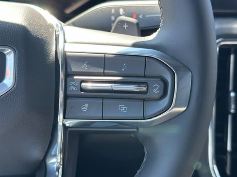 New 2026 GMC Yukon Elevation w/ Elevation Premium Package AWD/4WD image 19