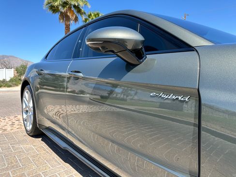 Used 2025 Porsche Panamera 4 AWD/4WD image 29