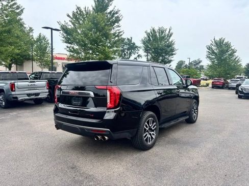 Used 2024 GMC Yukon AT4 w/ Technology Package AWD/4WD image 6