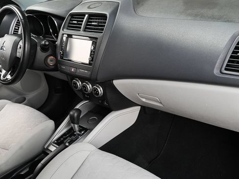 Used 2021 Mitsubishi Outlander Sport FWD image 12