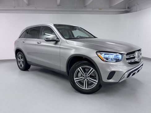 Used 2021 Mercedes-Benz GLC 300 4MATIC image 8