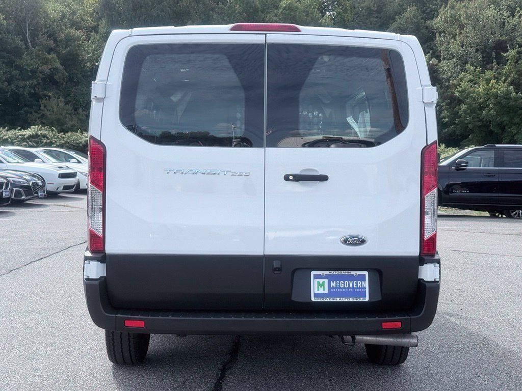 Used 2025 Ford Transit 250 Low Roof w/ Exterior Upgrade Package RWD image 5