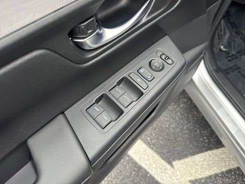 Certified 2025 Honda CR-V EX image 27