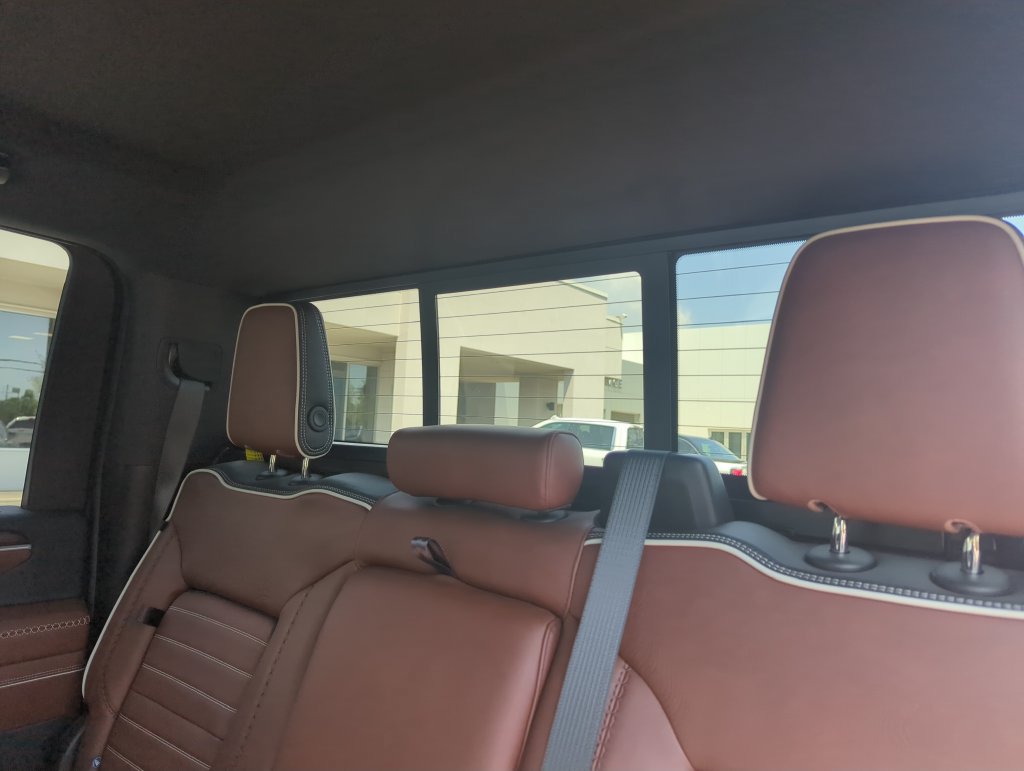 Used 2026 GMC Sierra 3500 Denali Ultimate AWD/4WD image 31