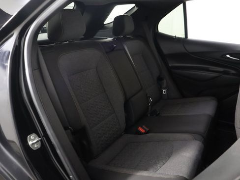Used 2024 Chevrolet Equinox LT image 32