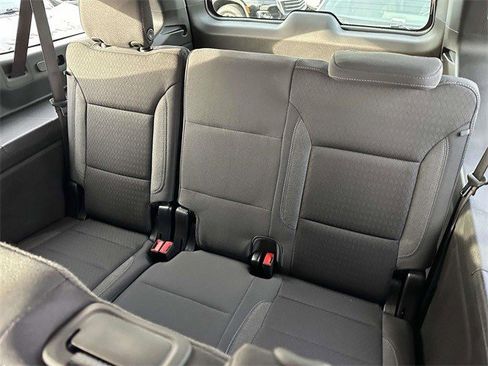 Certified 2025 Chevrolet Suburban LS w/ LPO, Dark Essentials Package image 14