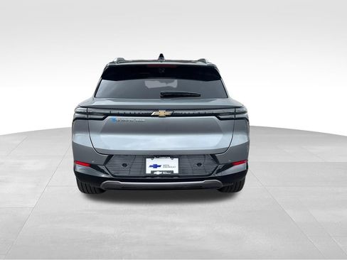 New 2025 Chevrolet Equinox EV LT w/ Convenience Package II AWD/4WD image 4