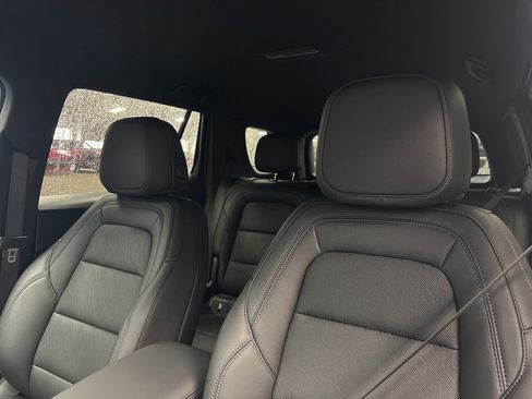 New 2026 Chevrolet Equinox LT w/ Convenience Package II image 4