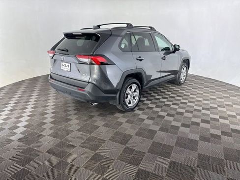 Used 2023 Toyota RAV4 XLE AWD/4WD image 7