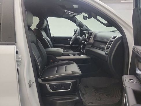 Used 2025 RAM 1500 Laramie image 24