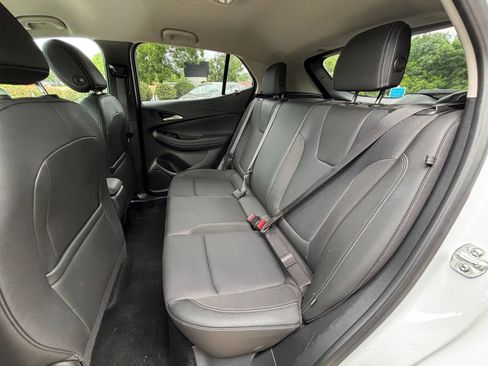 Used 2025 Buick Encore GX Preferred FWD image 33