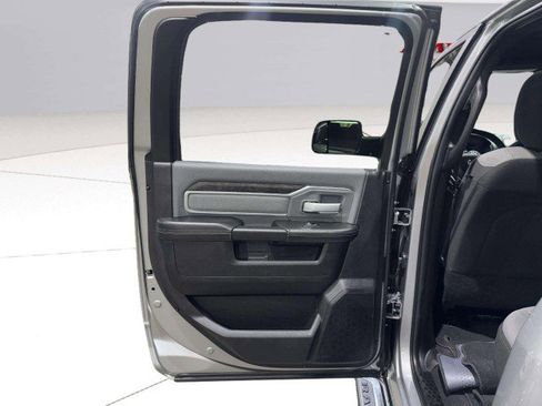 Used 2022 RAM 2500 Big Horn image 41