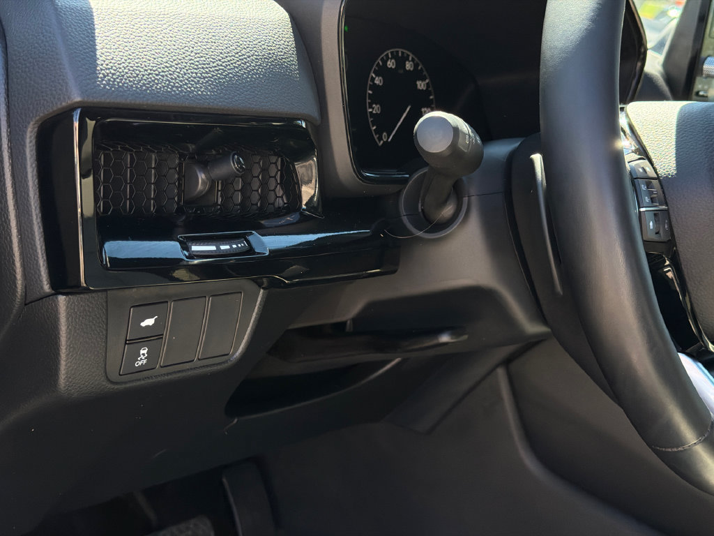 Used 2025 Honda CR-V Sport Touring image 19