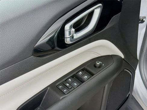 Used 2022 Jeep Compass Limited AWD/4WD image 18