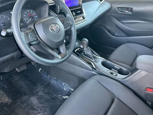 Used 2024 Toyota Corolla LE FWD image 9